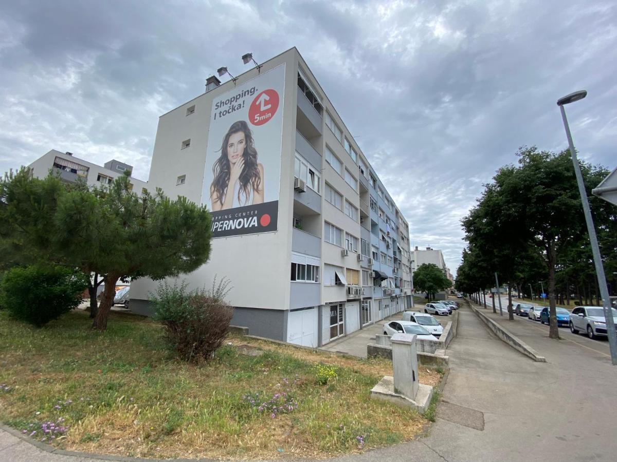Centar Visnjik, Apartment *