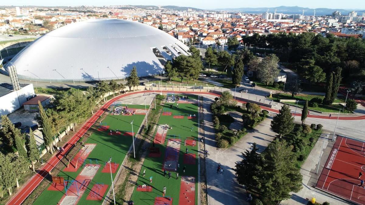 Appartamento Centar Visnjik, Zara